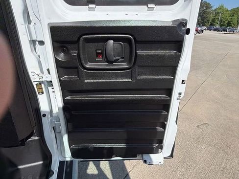 Used 2024 GMC Savana 2500 w/ Driver Convenience Package RWD image 16