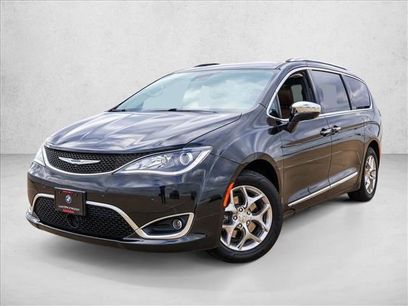 Used 2018 Chrysler Pacifica Limited