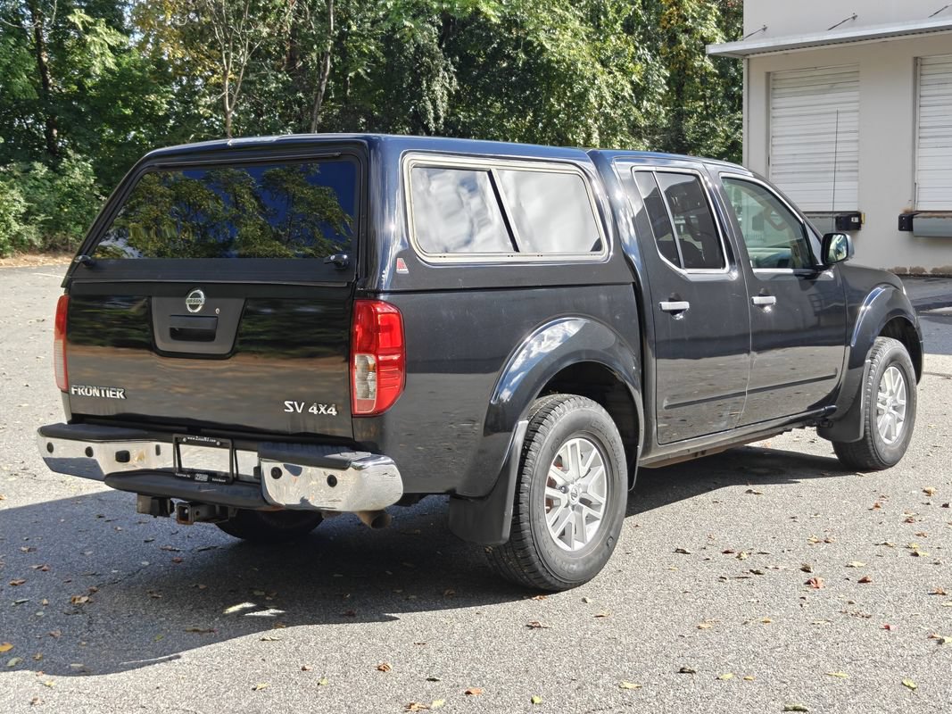 Used 2016 Nissan Frontier SV w/ SV Value Truck Package AWD/4WD image 7