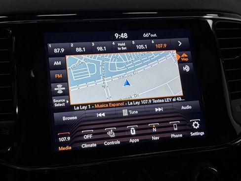Used 2020 Jeep Grand Cherokee Limited w/ Premium Lighting Group AWD/4WD image 18