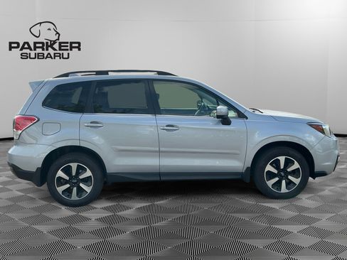 Used 2017 Subaru Forester 2.5i Limited w/ Popular Package #2 AWD/4WD image 6