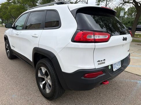 Used 2016 Jeep Cherokee Trailhawk w/ Leather Interior Group AWD/4WD image 7