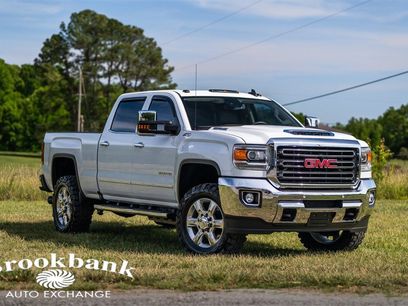 Used 2018 GMC Sierra 2500 SLT w/ Duramax Plus Package