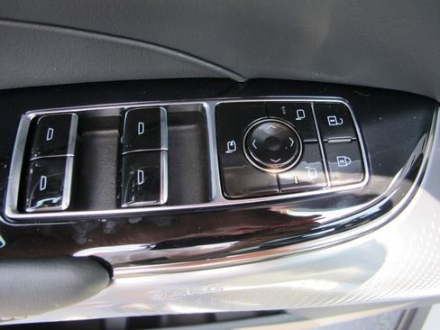 New 2025 Cadillac Lyriq Luxury image 13