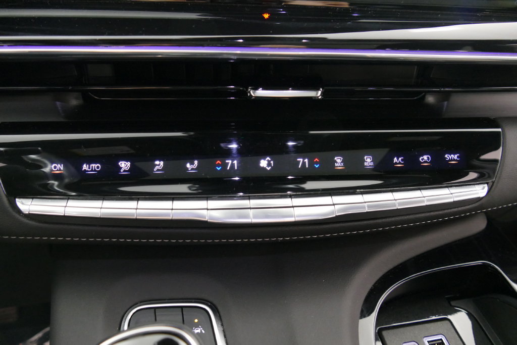 Used 2024 Cadillac Escalade ESV Sport w/ Touring Package AWD/4WD image 22