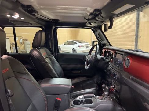 Used 2022 Jeep Gladiator Rubicon w/ Trailer Tow Package image 22