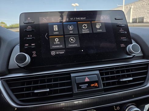 Used 2022 Honda Accord Sport image 11