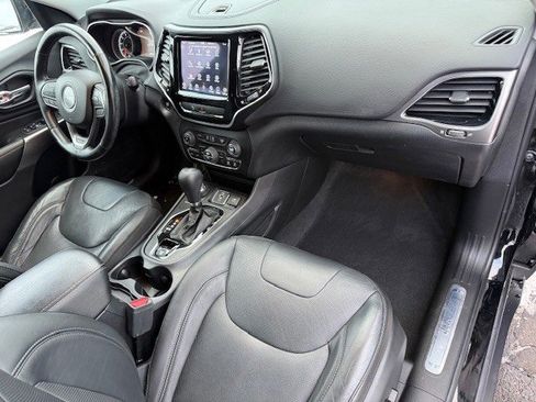 Used 2020 Jeep Cherokee Limited image 15