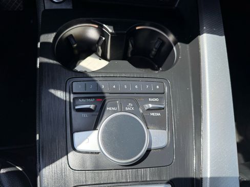 Used 2018 Audi A4 2.0T Premium Plus image 23