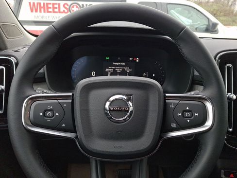 New 2026 Volvo XC40 B5 Plus w/ Climate Package AWD/4WD image 13