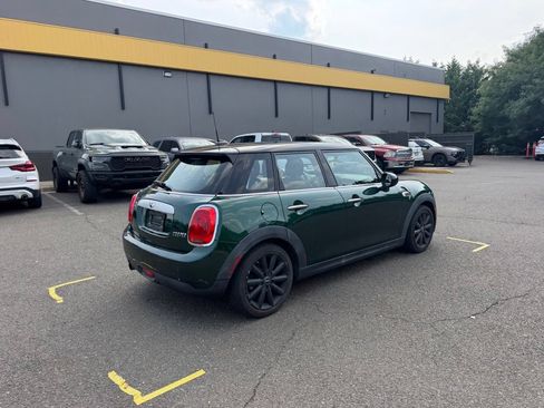 Used 2015 MINI Cooper 4-Door Hardtop FWD image 8