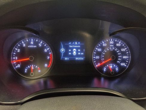 Used 2018 Kia Optima LX w/ 17" Alloy Wheels Package image 23