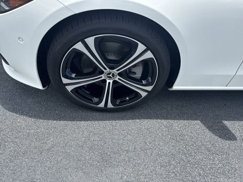 Used 2024 Mercedes-Benz C 300 Sedan image 9