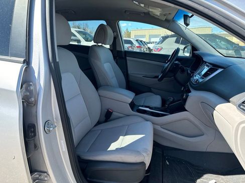 Used 2017 Hyundai Tucson Sport AWD/4WD image 16