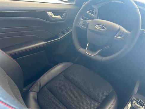 New 2025 Ford Escape ST-Line w/ Cold Weather Package image 9