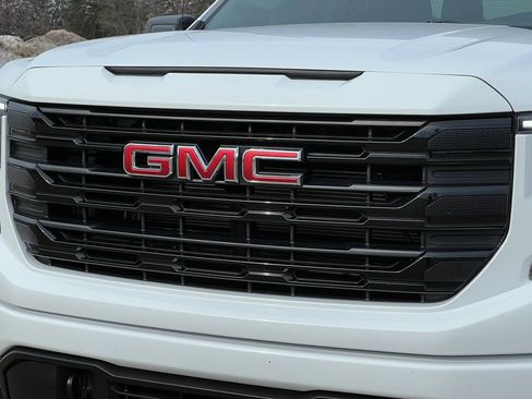 Certified 2023 GMC Sierra 1500 Elevation image 39