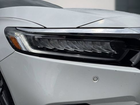 Used 2022 Honda Accord EX-L image 11