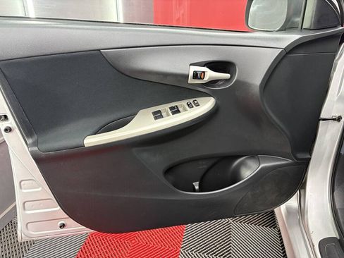 Used 2013 Toyota Corolla S FWD image 7