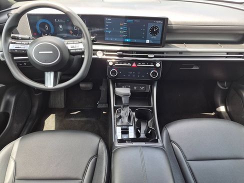 Used 2025 Hyundai Santa Cruz SEL FWD image 25