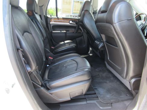 Used 2012 Buick Enclave Leather FWD image 32