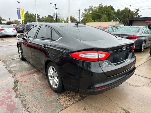 Used 2015 Ford Fusion SE FWD image 5