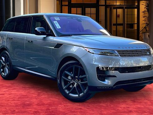 Used 2023 Land Rover Range Rover Sport SE image 11