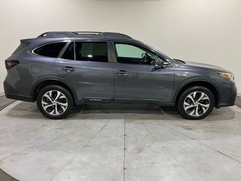 Used 2020 Subaru Outback Limited AWD/4WD image 17