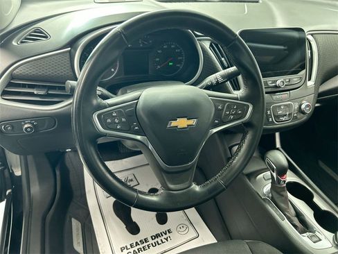 Used 2023 Chevrolet Malibu RS w/ LPO, Floor Liner Package image 4