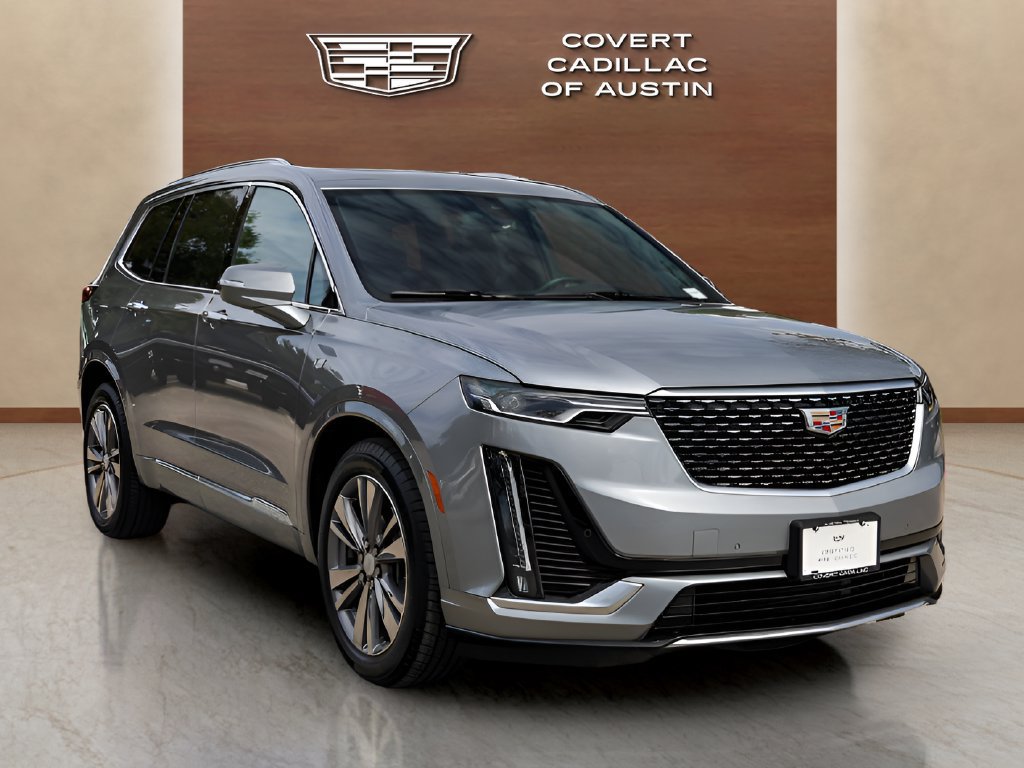 Certified 2025 Cadillac XT6 Premium Luxury FWD image 6