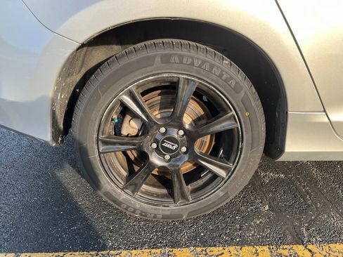 Used 2012 Volvo S60 T5 image 11