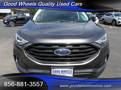 Used 2020 Ford Edge SEL w/ Convenience Package AWD/4WD image 2