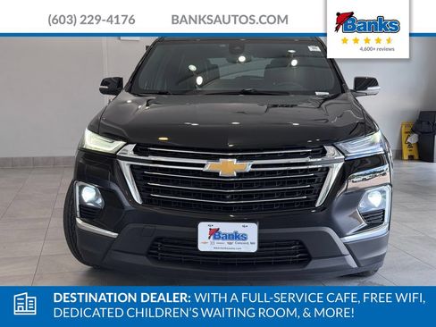 Certified 2023 Chevrolet Traverse LT w/ LT Premium Package AWD/4WD image 3