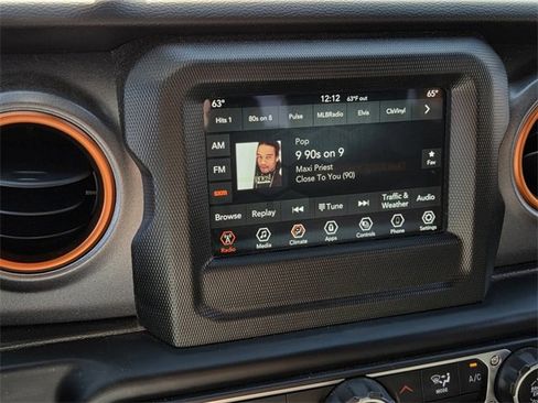 Certified 2021 Jeep Gladiator Mojave w/ Trailer Tow Package image 23