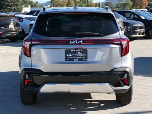 New 2026 Kia Seltos EX image 5