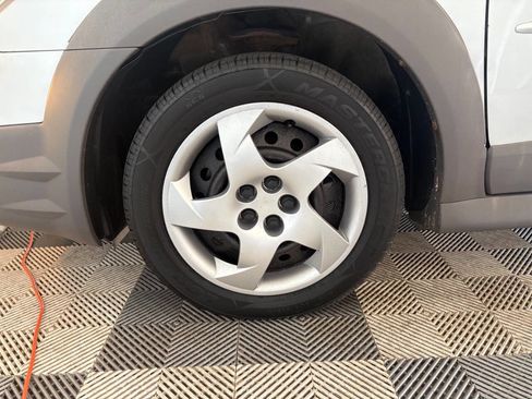 Used 2006 Pontiac Vibe image 27