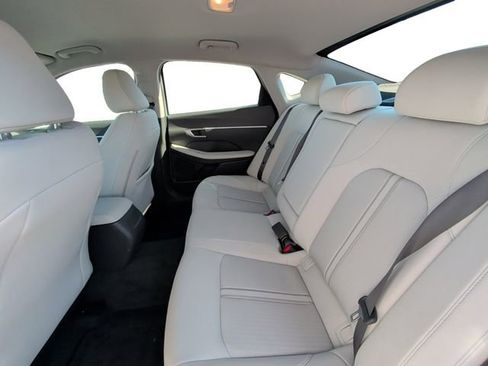 Certified 2025 Hyundai Sonata SEL image 13