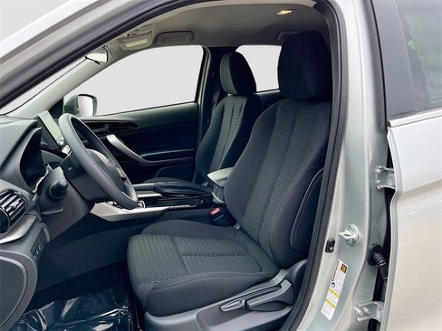 New 2025 Mitsubishi Eclipse Cross LE image 20