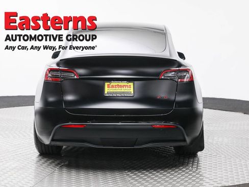 Used 2022 Tesla Model Y Performance image 6