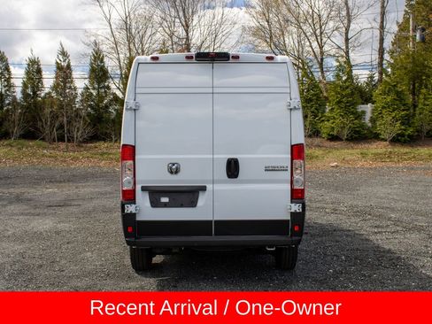 Used 2024 RAM ProMaster 2500 w/ Convenience Group FWD image 13