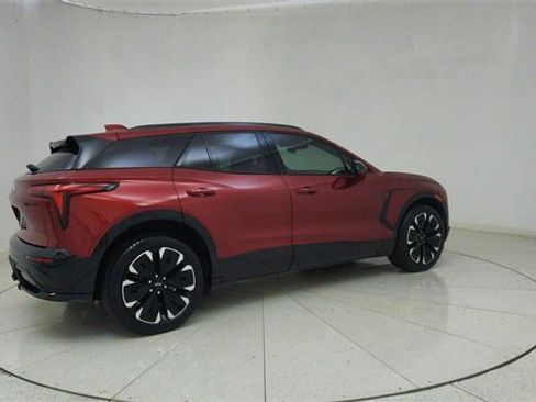 Used 2025 Chevrolet Blazer EV RS image 71