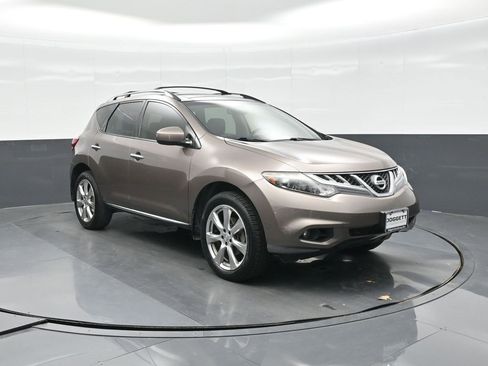 Used 2014 Nissan Murano LE w/ Platinum Edition Package image 18