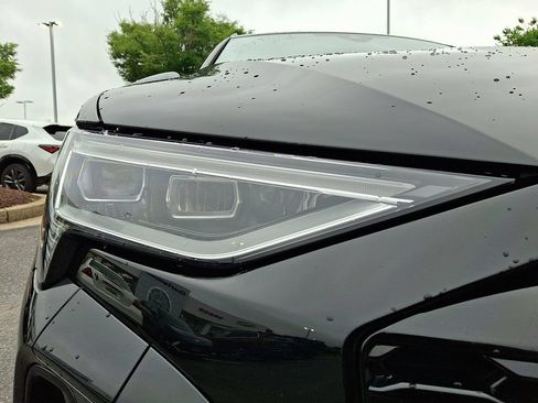 Used 2024 Audi Q8 e-tron Premium AWD/4WD image 9