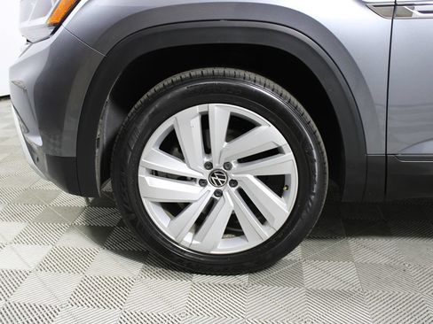 Used 2021 Volkswagen Atlas Cross Sport SE w/ Panoramic Sunroof Package AWD/4WD image 6