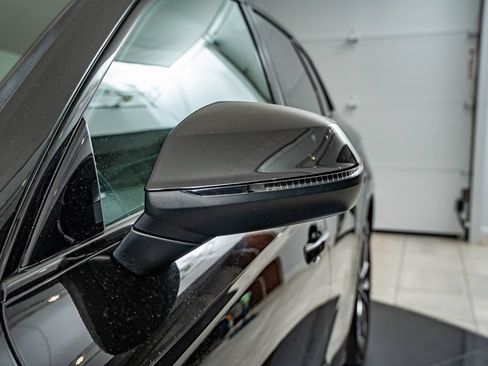 Used 2024 Audi Q5 2.0T Premium w/ Summer of Audi Package AWD/4WD image 9
