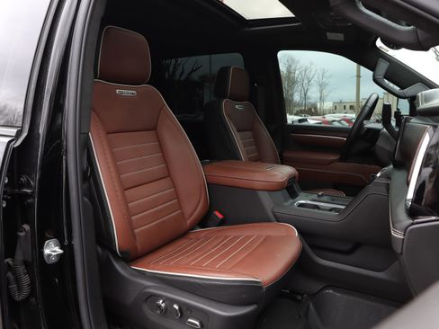 Used 2025 GMC Sierra 2500 Denali Ultimate image 30