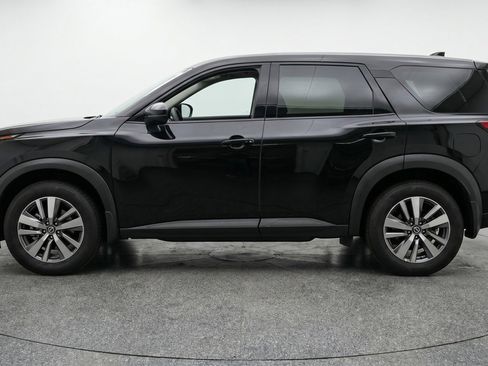 Used 2025 Nissan Pathfinder SV FWD image 5