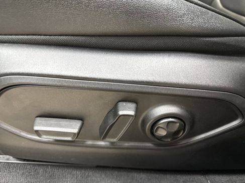 Used 2024 Jeep Grand Cherokee Limited 4xe image 27