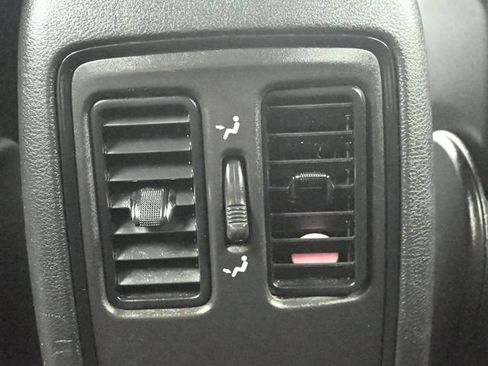 Used 2023 Dodge Durango GT RWD image 16
