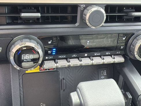 New 2025 Toyota Tacoma TRD Off-Road image 19