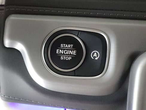Certified 2025 Mercedes-Benz G 63 AMG 4MATIC image 17